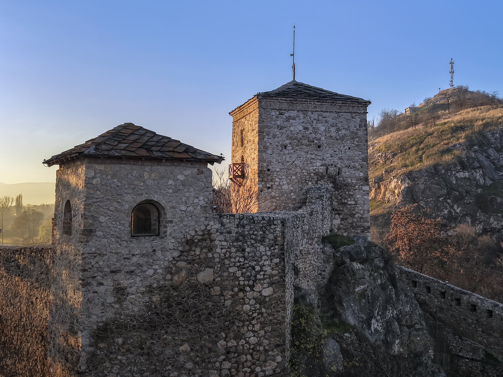 Момчилов град